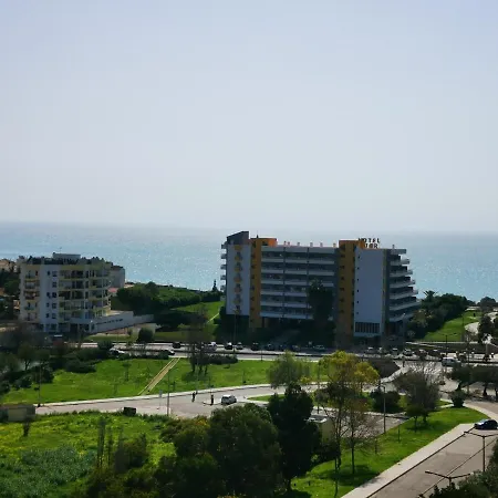 Rocha Apart